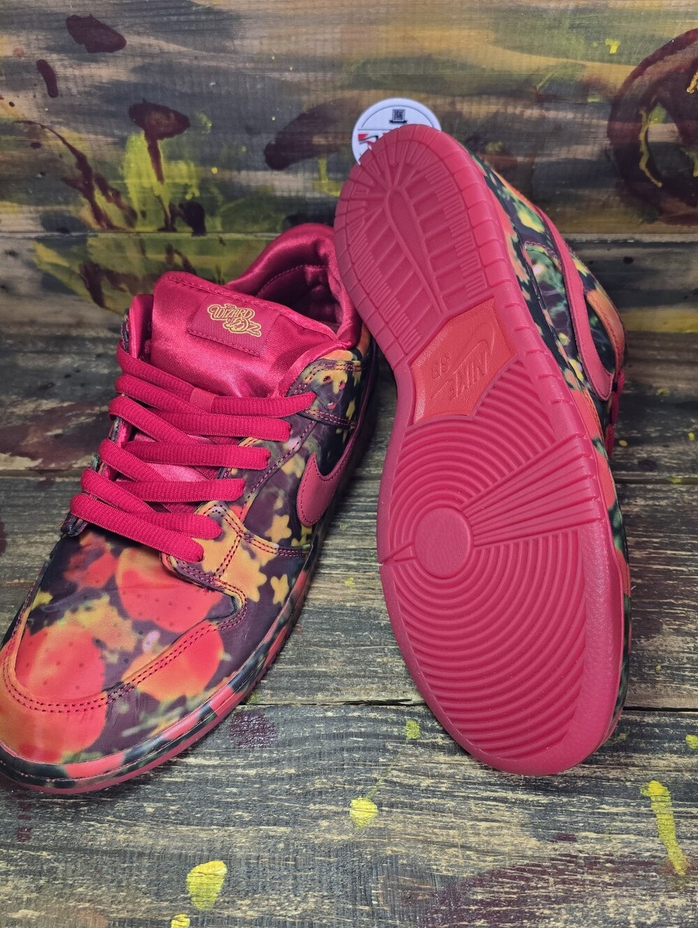 Nike SB Dunk Low Men's Size 11 Wizard of Oz Poppy Field FZ1291 600 Brand New - Picture 7 of 8